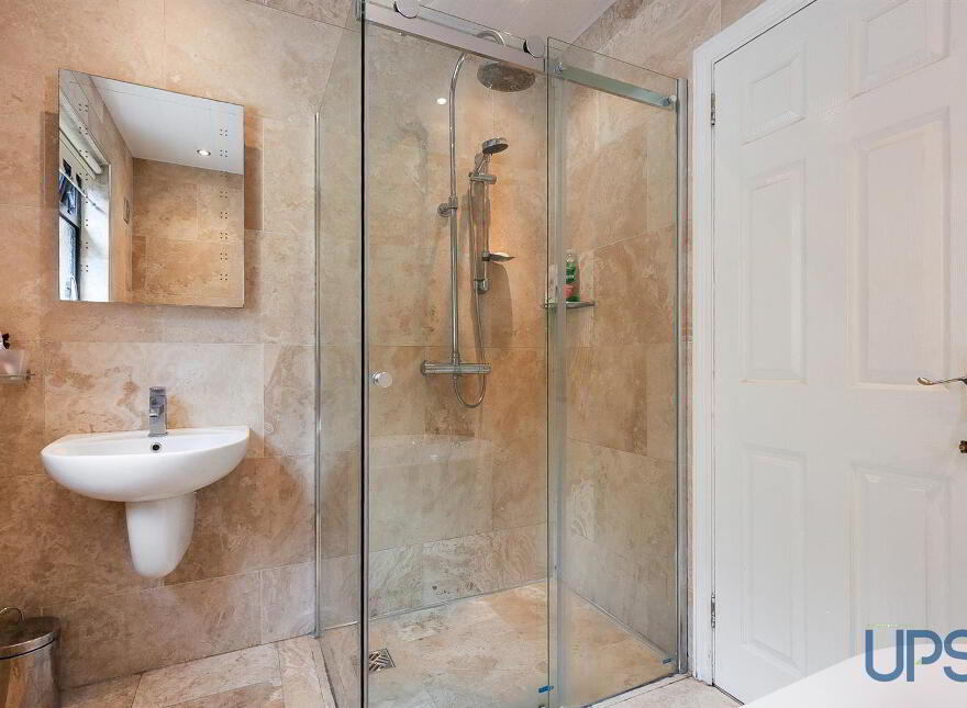 69 Glengoland Park, Stewartstown Road, Dunmurry, Belfast, BT17 0JB