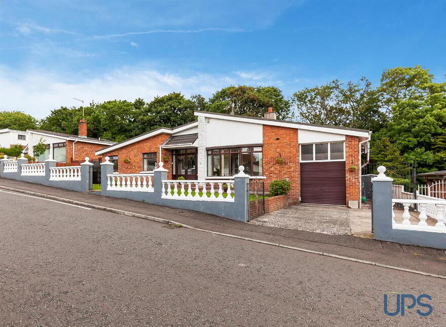 69 Glengoland Park, Stewartstown Road, Dunmurry, Belfast, BT17 0JB
