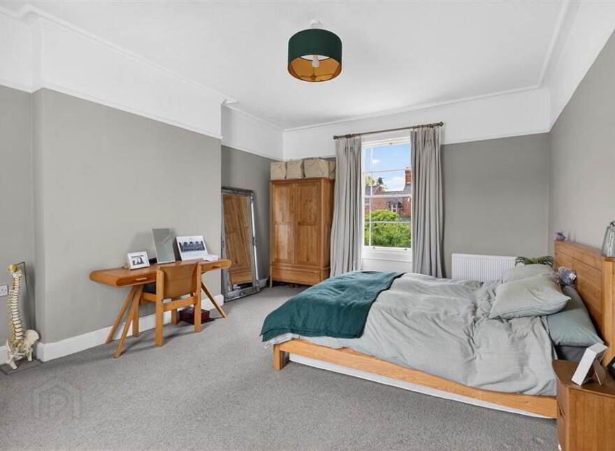 1 Wellington Park Terrace, Malone, Belfast, BT9 6DR