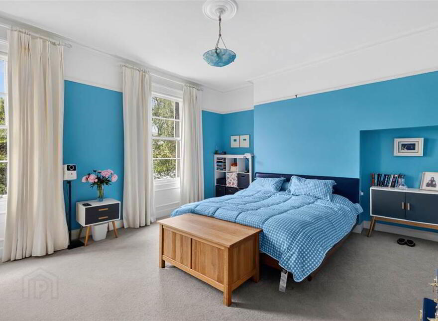 1 Wellington Park Terrace, Malone, Belfast, BT9 6DR
