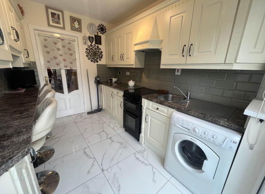 153 Lynwood Park, Ballysimon, Limerick, V94EDR1