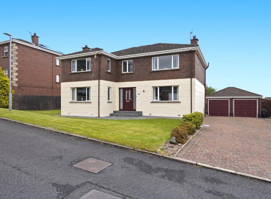11 Lambert Rise, Dundonald, Belfast, BT16 1LQ