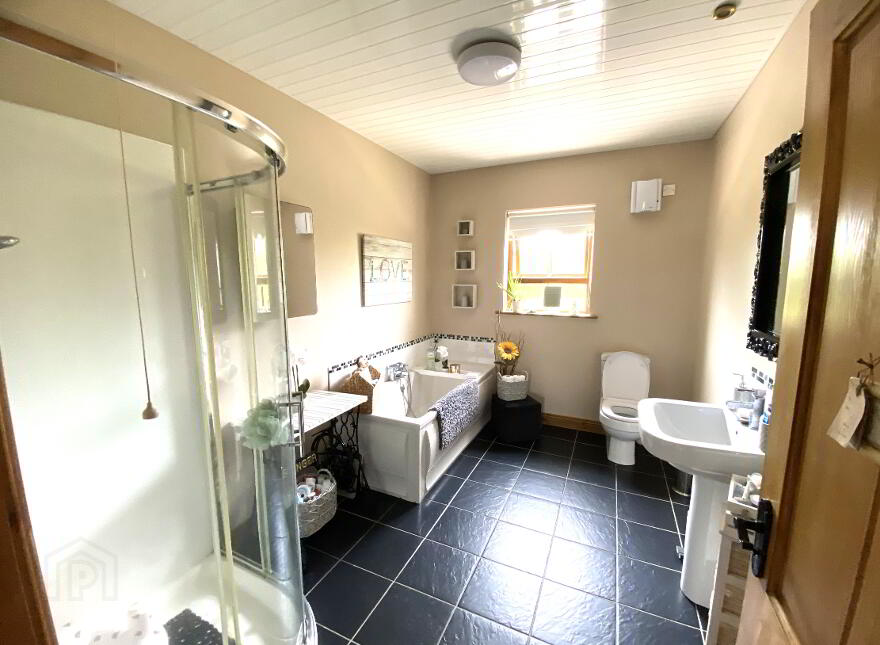 33 Aghadulla Road, Dromore, Omagh, BT78 5BX