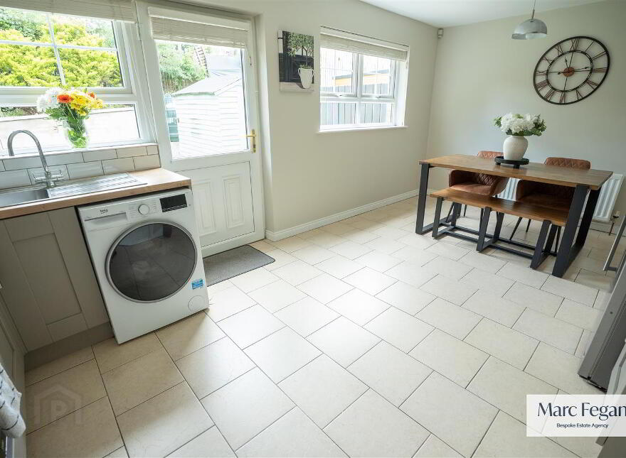 105 Carrigart Crescent, Tullygally, Craigavon, BT65 5EG
