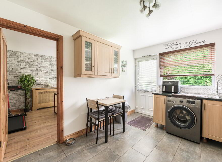 39 Collingdale, Lurgan, BT66 8HS