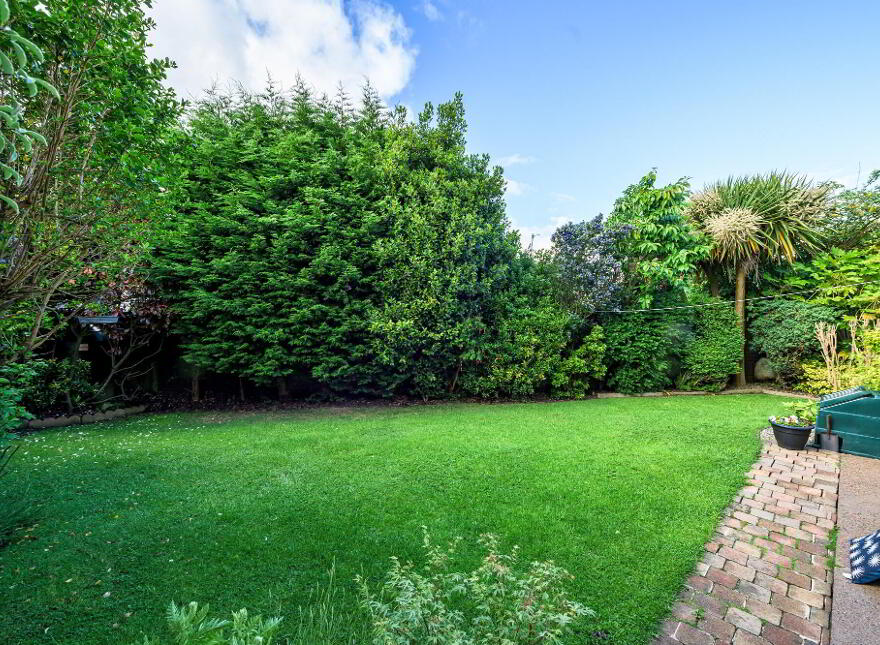 39 Collingdale, Lurgan, BT66 8HS