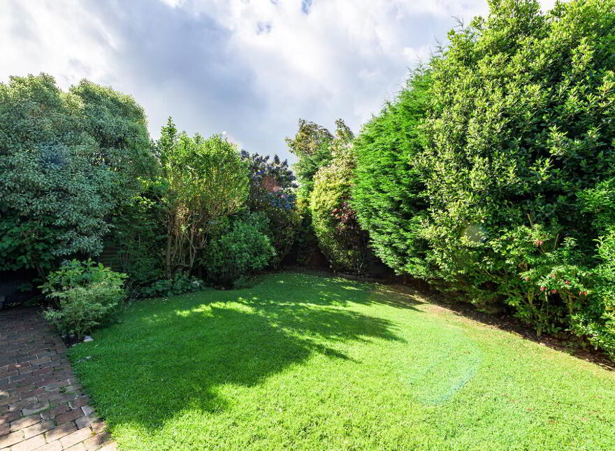 39 Collingdale, Lurgan, BT66 8HS