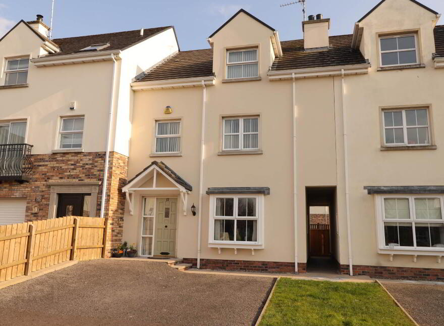 12 Featherbed Glade, Rossorry, Enniskillen, BT74 7HW photo