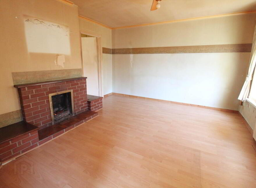 33 Bexley Meadow, Bangor, BT19 7TR