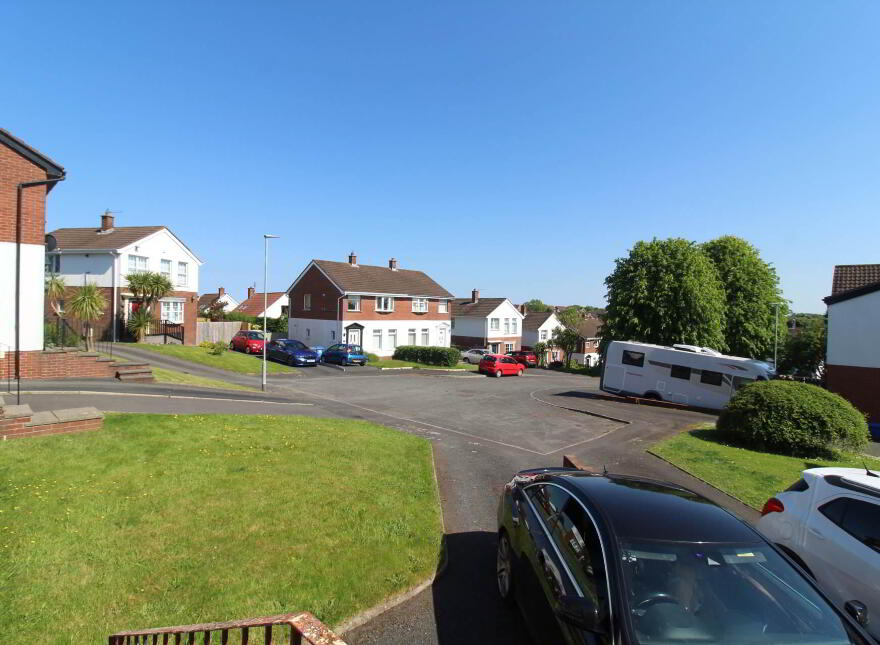 33 Bexley Meadow, Bangor, BT19 7TR