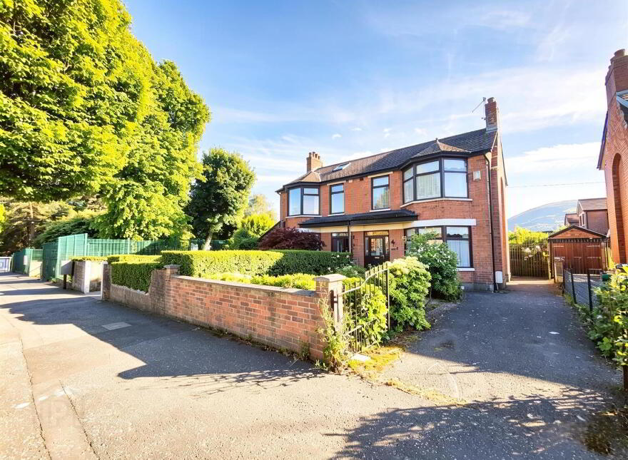 622 Crumlin Road, Belfast, BT14 7GL
