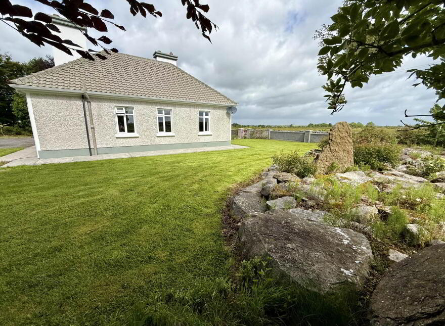 Quinaltagh, Garrafrauns, Tuam, H54WD62