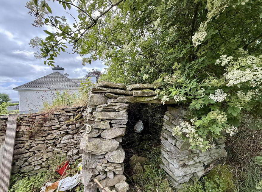 Quinaltagh, Garrafrauns, Tuam, H54WD62