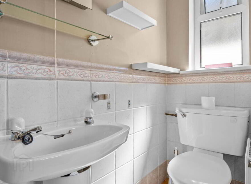 4 Dun Daingean, Newcastle, Galway City, H91XRR4