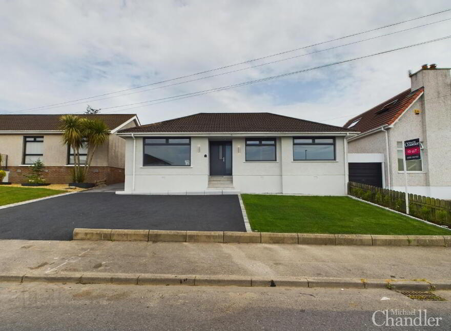 12 Glennor Crescent, Carryduff, Belfast, BT8 8HW