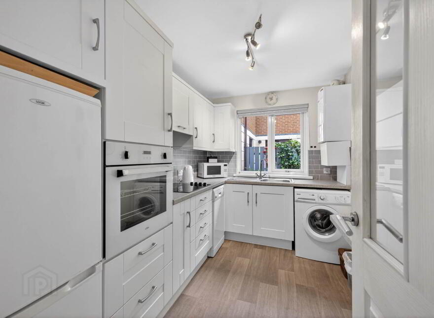 36 Garvey Court, Lisburn, BT27 4DG