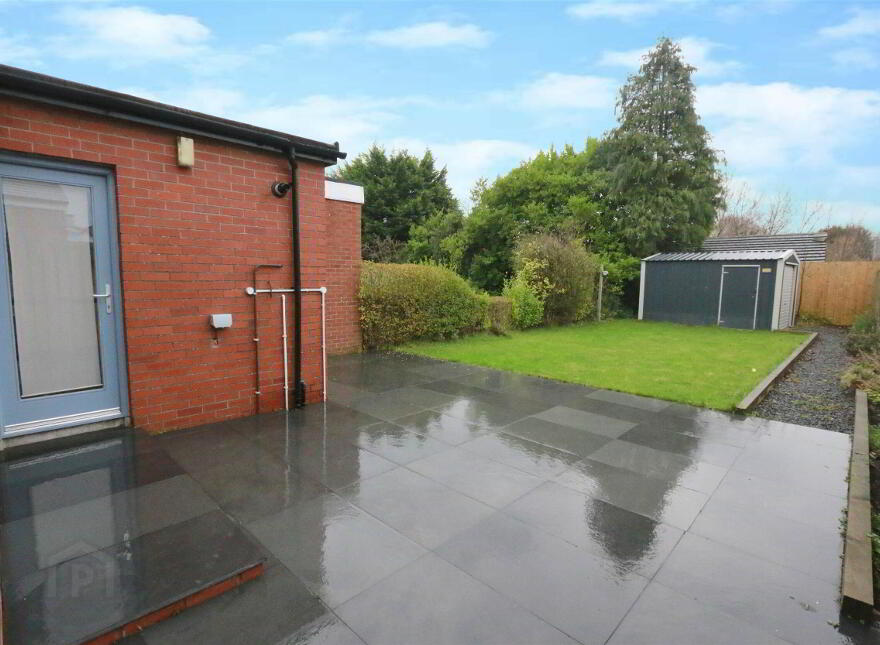 52 Onslow Parade, Ravenhill, Belfast, BT6 0AQ
