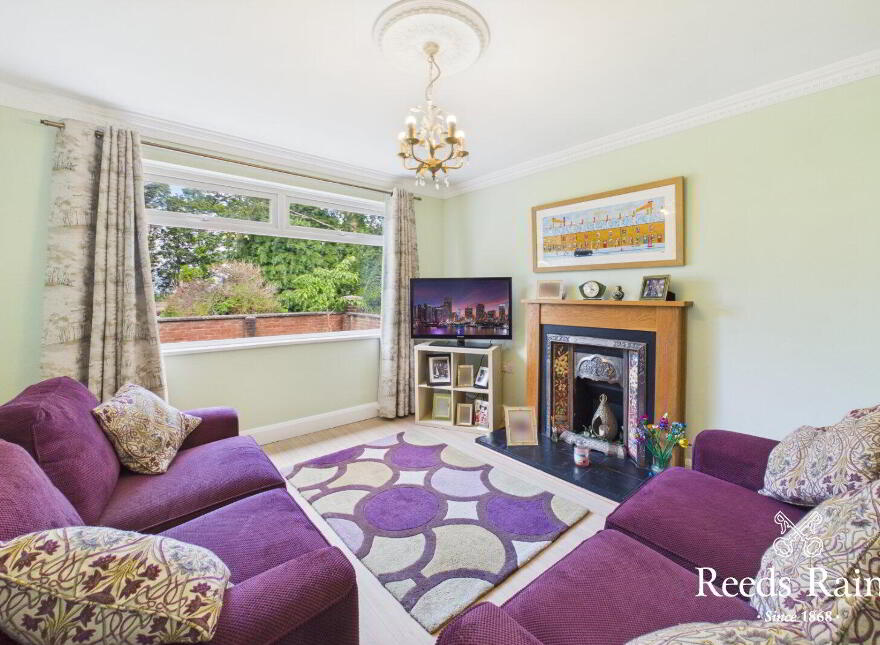 7 Loughview Drive, Upper Knockbreda Road, Belfast, BT6 0NU