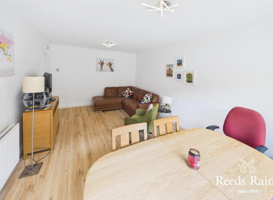 7 Loughview Drive, Upper Knockbreda Road, Belfast, BT6 0NU