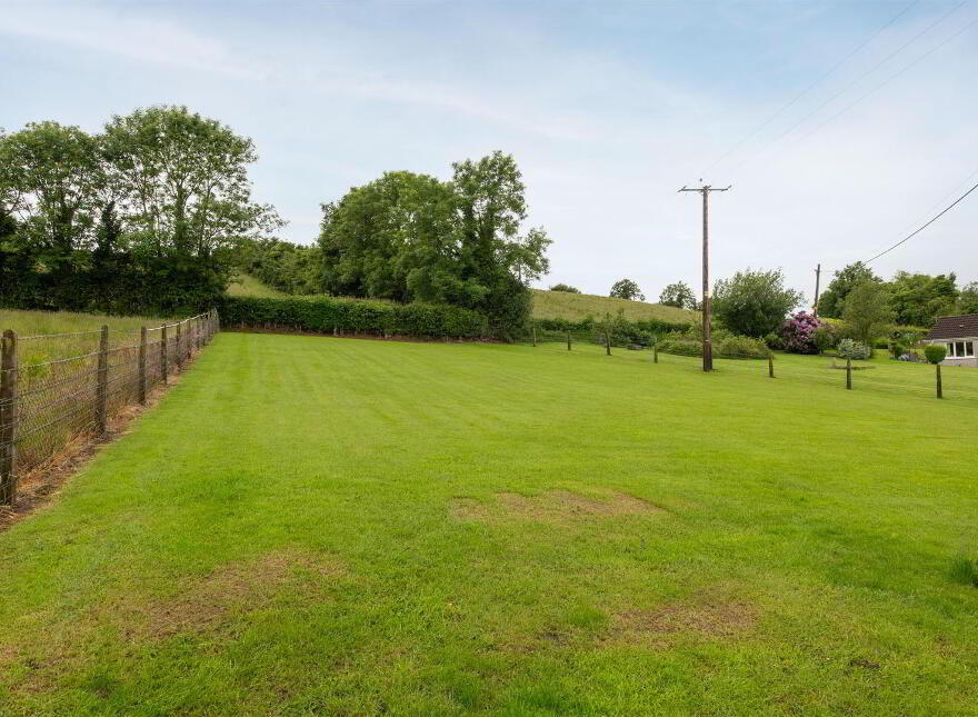 46 Magheratimpany Road, Ballynahinch, BT24 8NZ