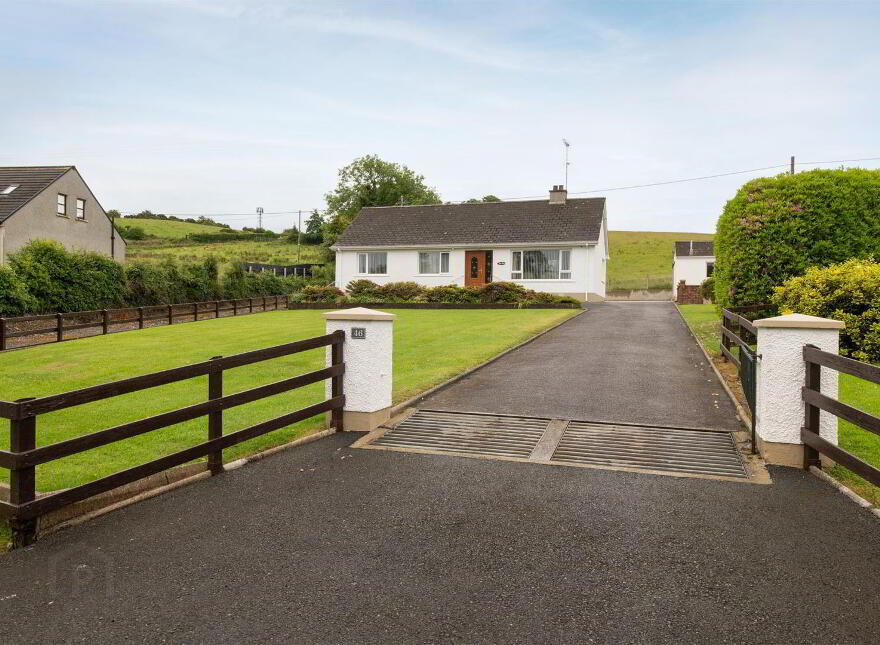 46 Magheratimpany Road, Ballynahinch, BT24 8NZ