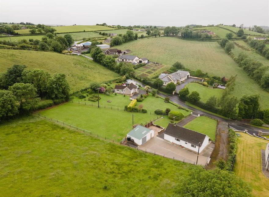 46 Magheratimpany Road, Ballynahinch, BT24 8NZ