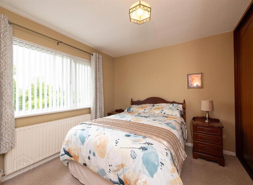 46 Magheratimpany Road, Ballynahinch, BT24 8NZ