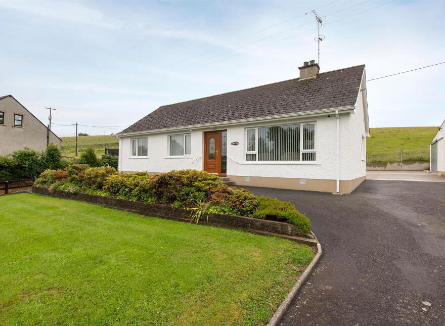 46 Magheratimpany Road, Ballynahinch, BT24 8NZ