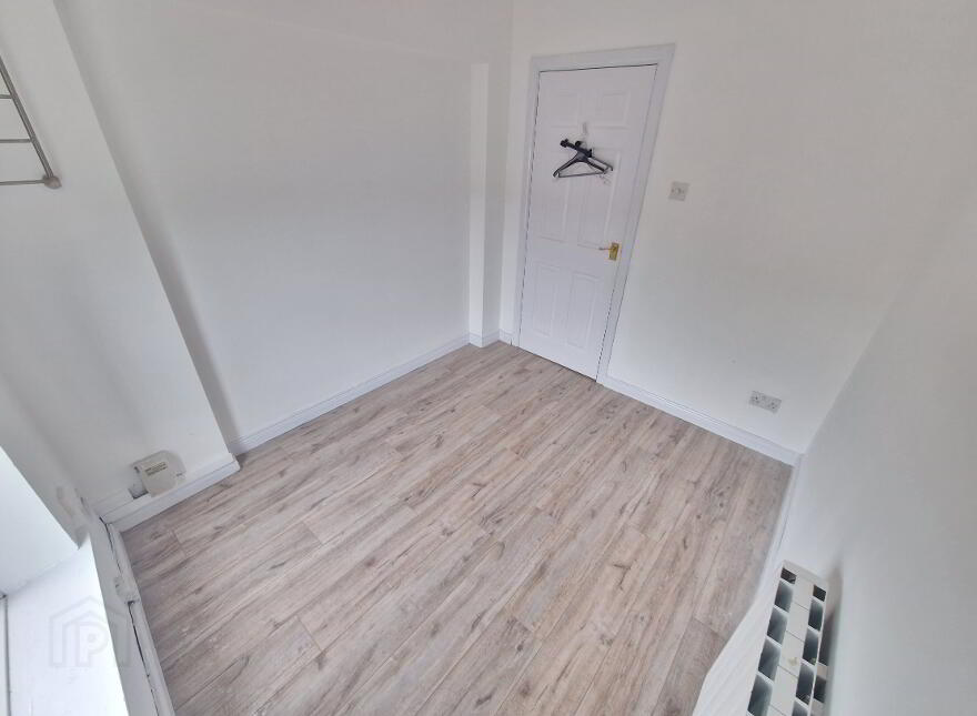 42a Main Street, Portglenone, BT44 8HS