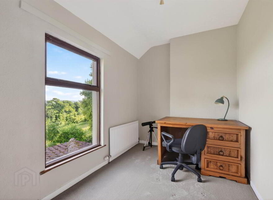 133 Lower Braniel Road, Belfast, BT5 7NL