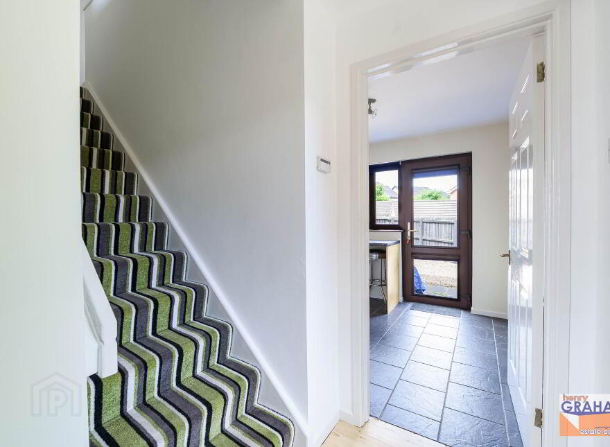 164 Glenwood Court, Lisburn, BT28 3UF