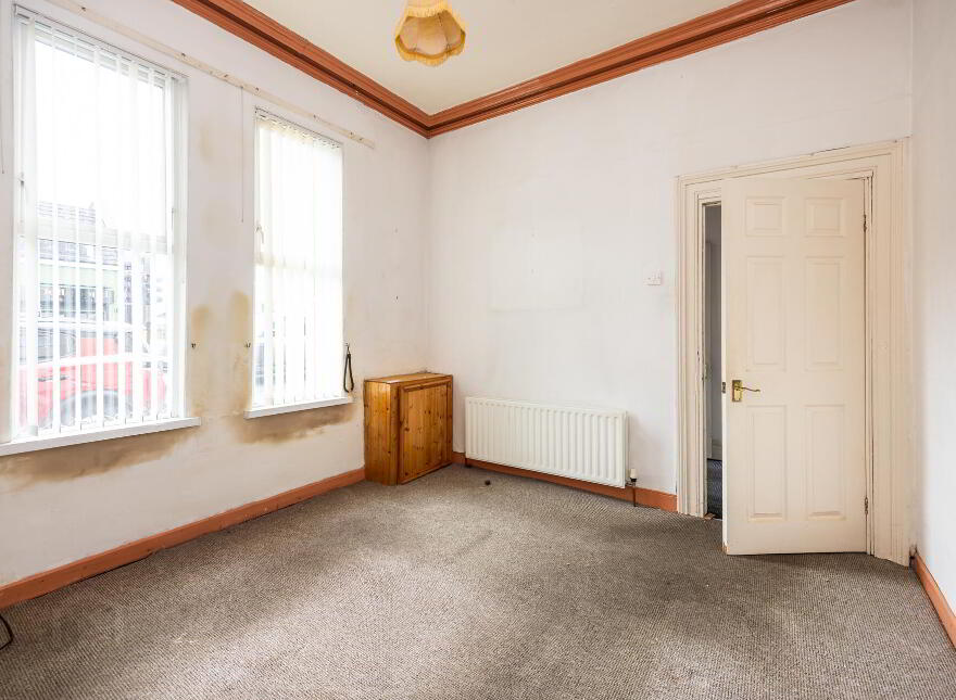 34 Bloomfield Avenue, Belfast, BT5 5AD