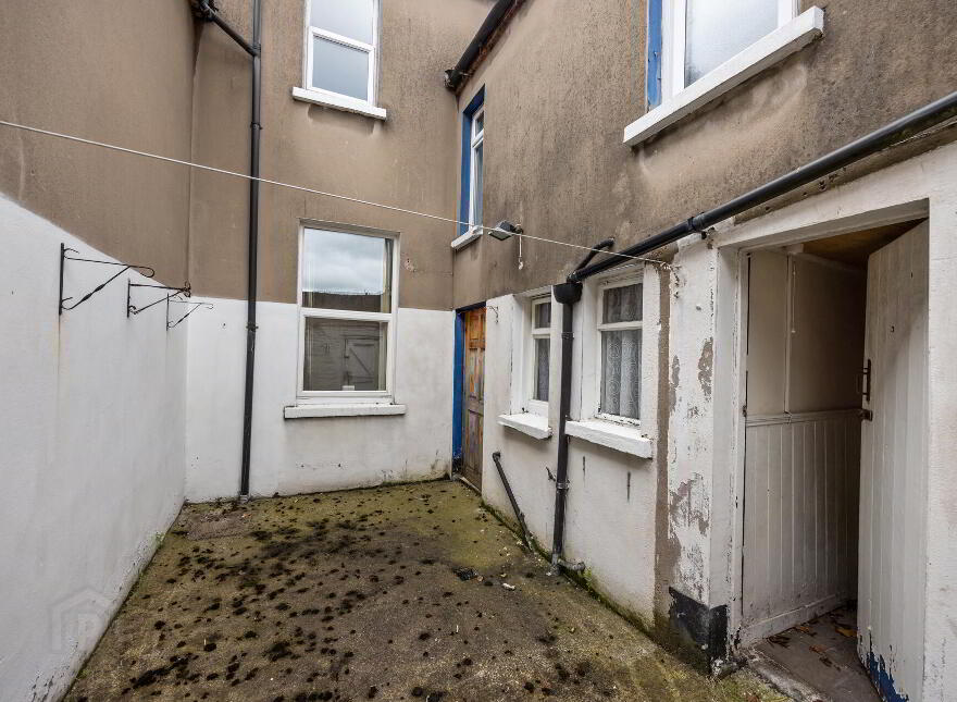 34 Bloomfield Avenue, Belfast, BT5 5AD