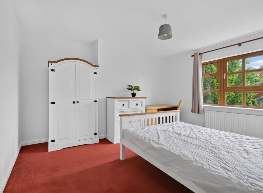 2 The Cloisters, Belfast, BT7 1GD
