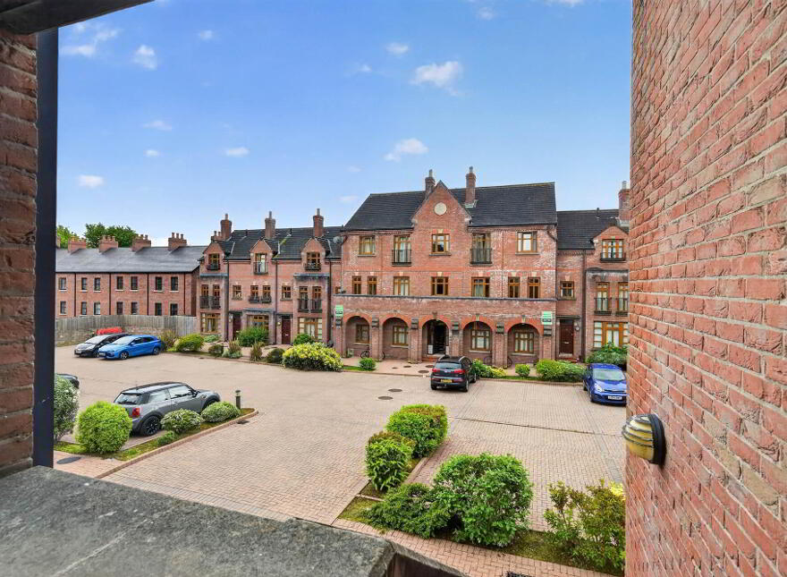 2 The Cloisters, Belfast, BT7 1GD