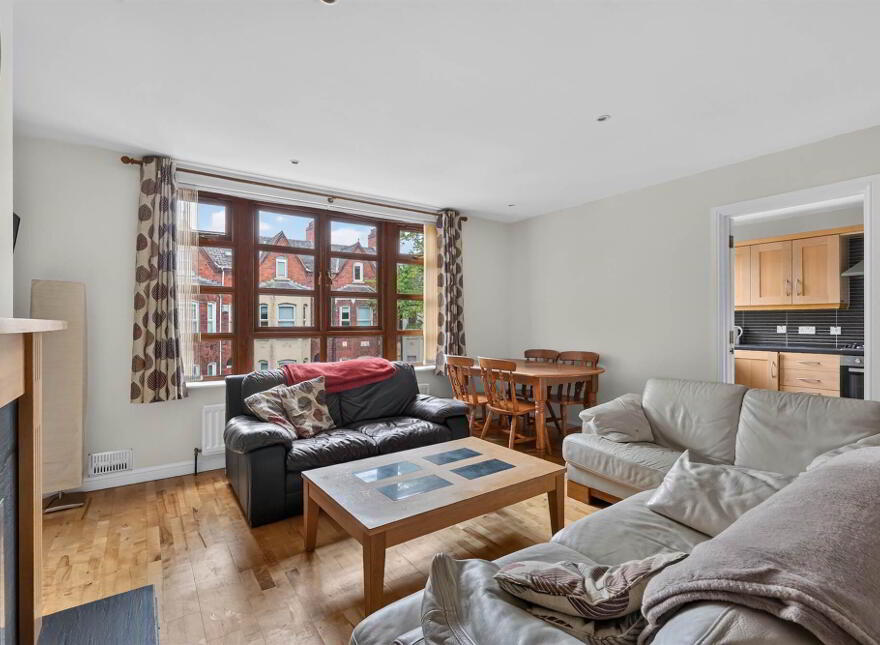 2 The Cloisters, Belfast, BT7 1GD