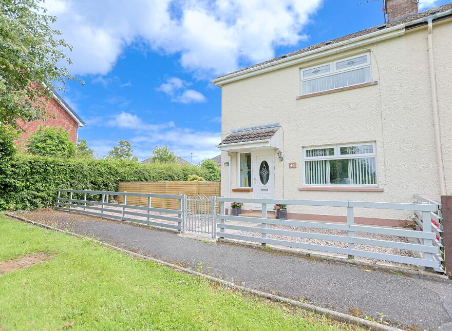 43 Clarendon Park, Magheralin, Craigavon, BT67 0RT
