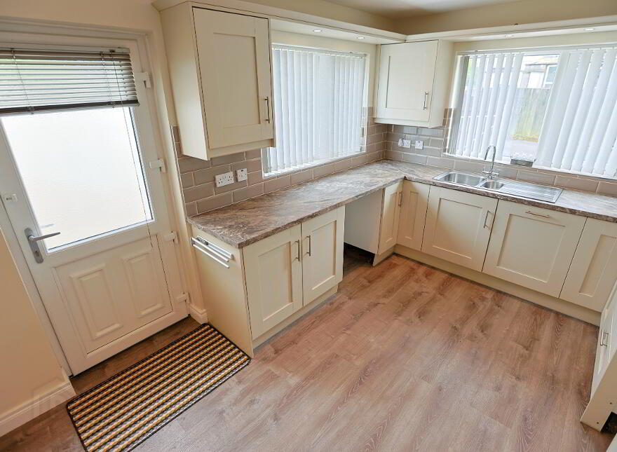 43 Clarendon Park, Magheralin, Craigavon, BT67 0RT