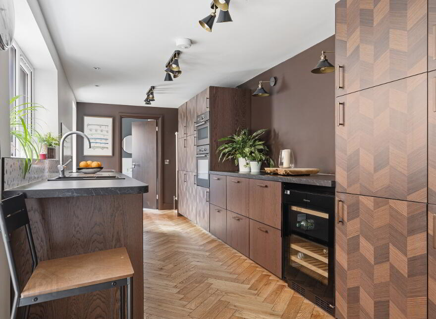 65 South Parade, Belfast, BT7 2GN