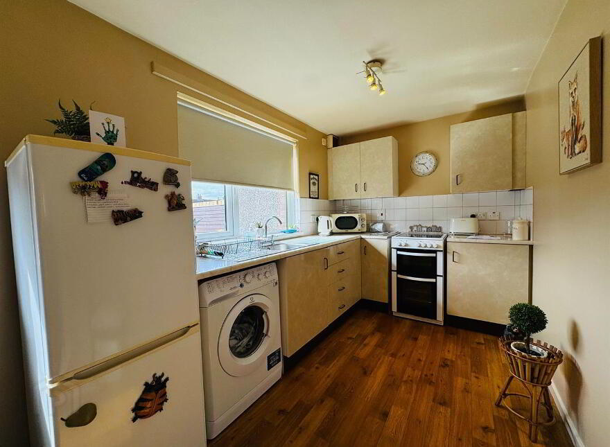 18 The Glade, Newtownabbey, BT36 5NW