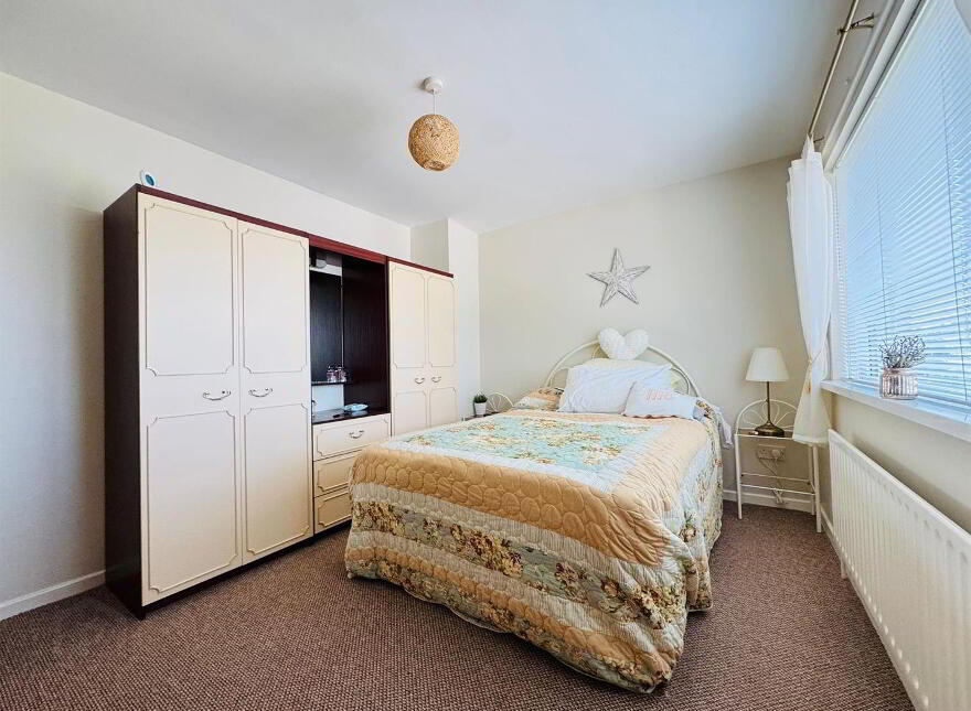 18 The Glade, Newtownabbey, BT36 5NW