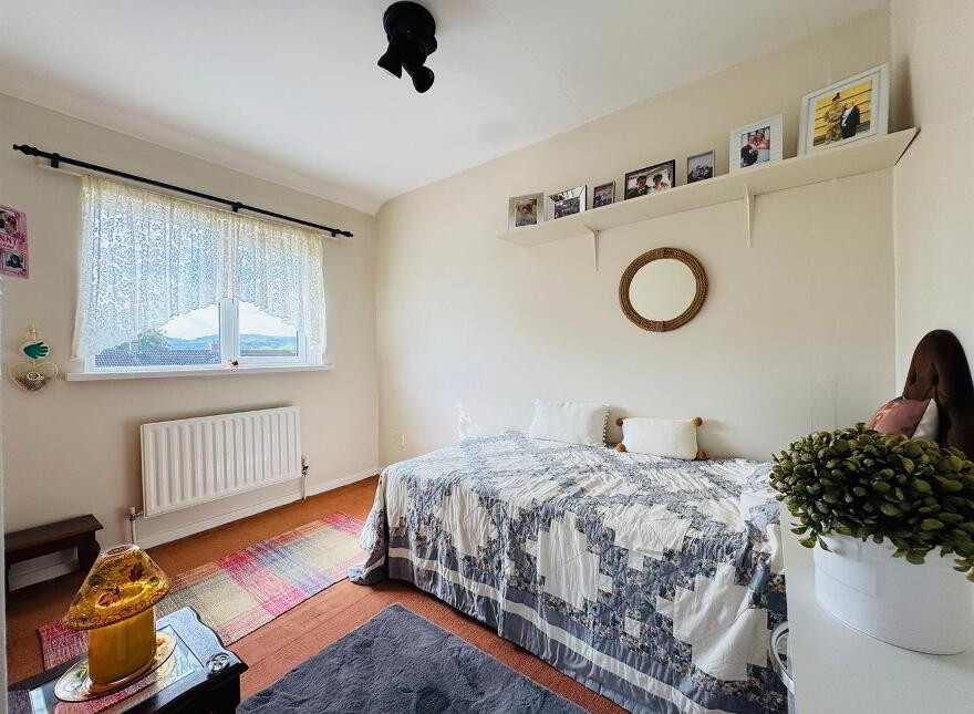 18 The Glade, Newtownabbey, BT36 5NW