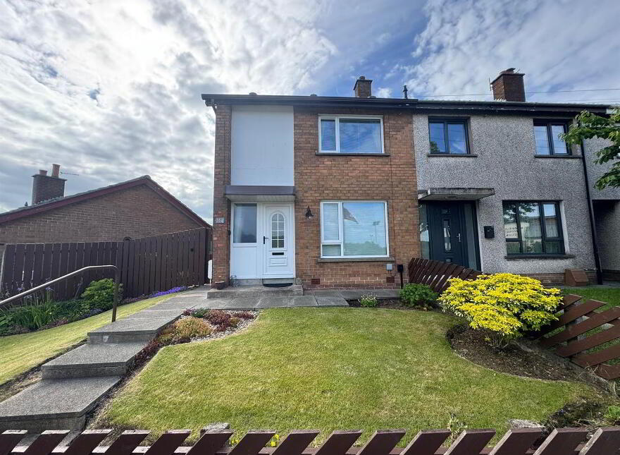 18 The Glade, Newtownabbey, BT36 5NW