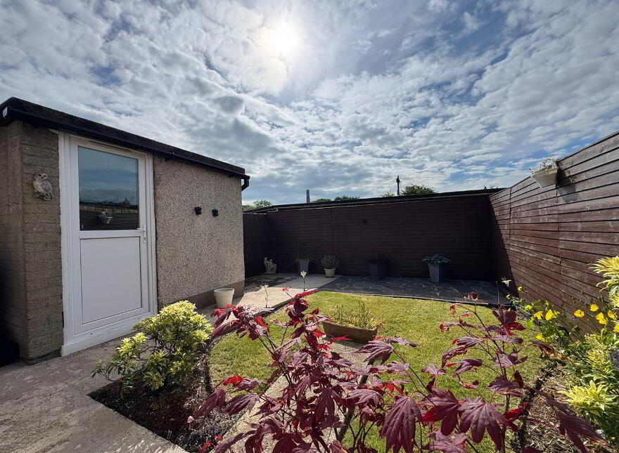18 The Glade, Newtownabbey, BT36 5NW