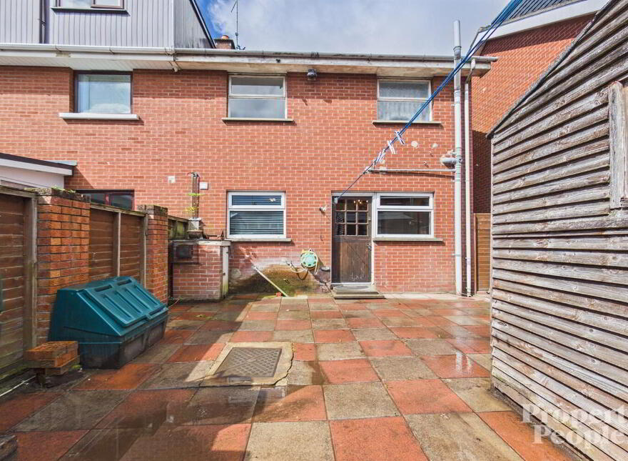 10 Iris Mews, Belfast, BT12 7HZ