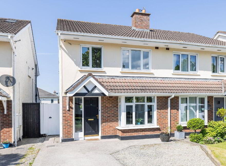 16 Luttrellstown Way, Castleknock, D15P9W9