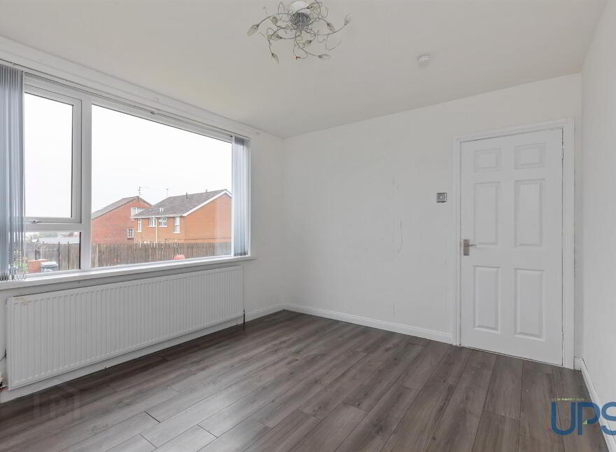 6 Gransha Rise, Glen Road, Belfast, BT11 8ES