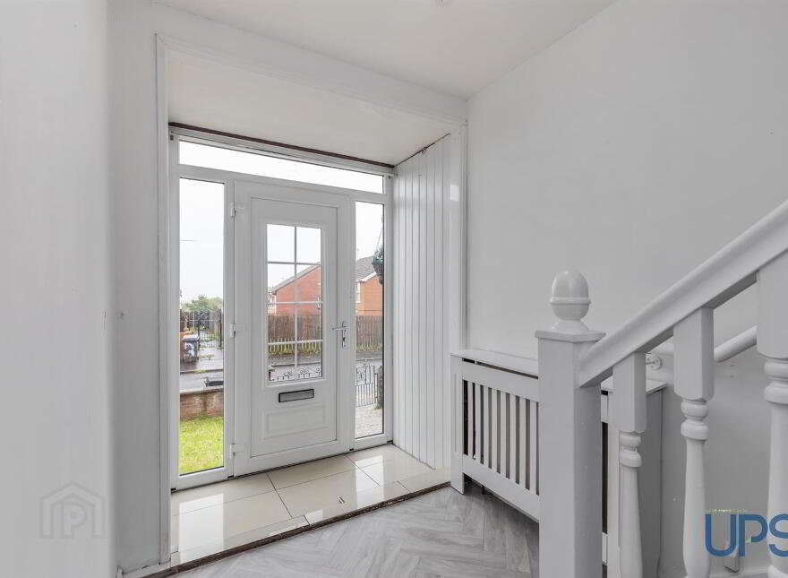 6 Gransha Rise, Glen Road, Belfast, BT11 8ES