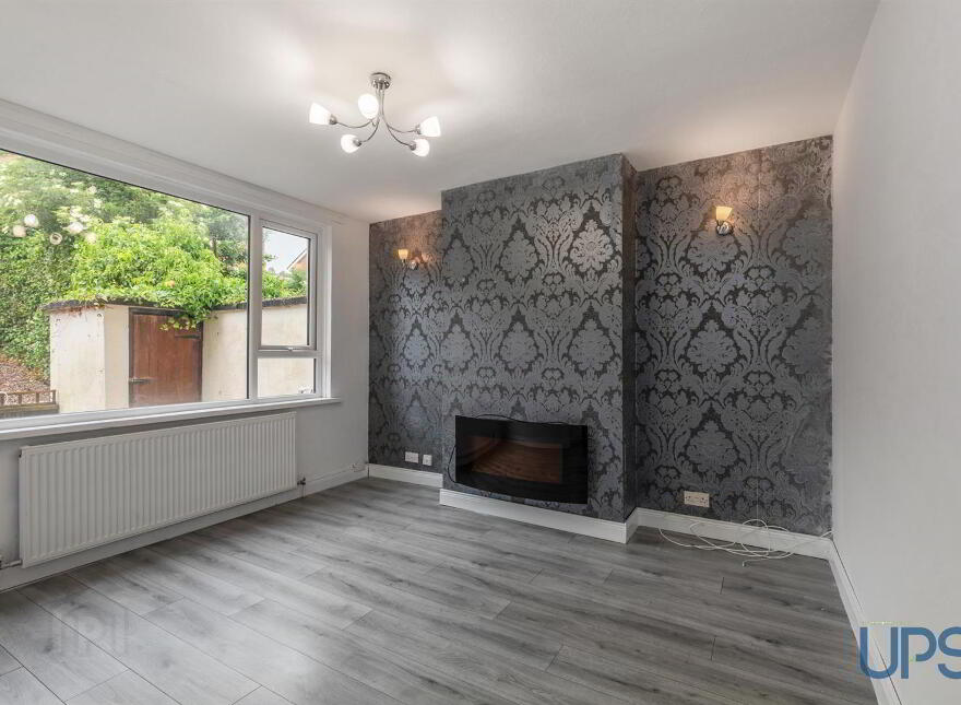 6 Gransha Rise, Glen Road, Belfast, BT11 8ES