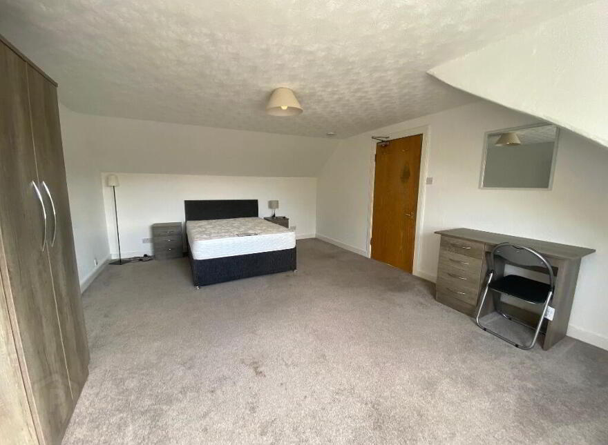 1 Lower Gilmore Place, Viewforth, Edinburgh, EH3 9NY